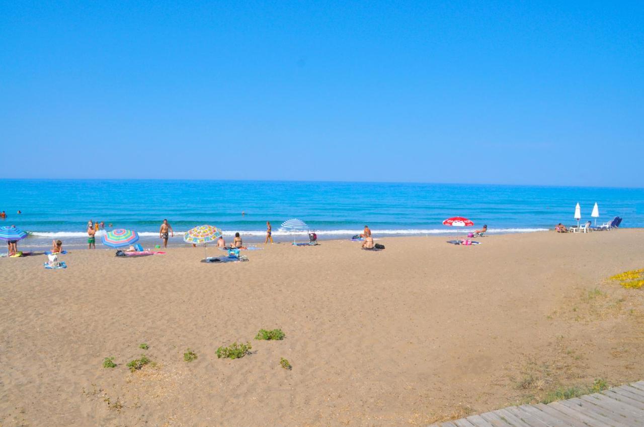 Holiday Studio Apartments Yannis On Agios Gordios Beach In Corfu Экстерьер фото
