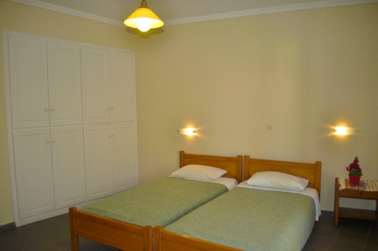Holiday Studio Apartments Yannis On Agios Gordios Beach In Corfu Экстерьер фото